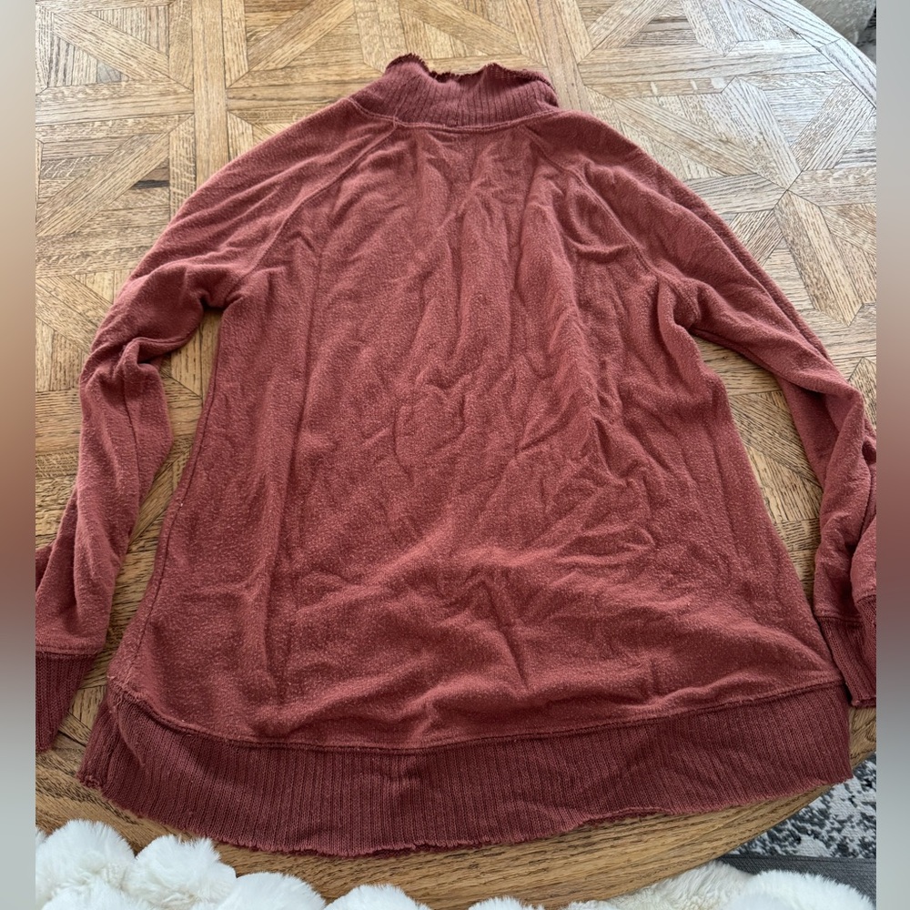 Sweater - Picture 2 of 2
